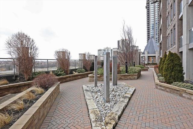 1004 - 388 Prince Of Wales Dr, Condo with 2 bedrooms, 2 bathrooms and 1 parking in Mississauga ON | Image 26