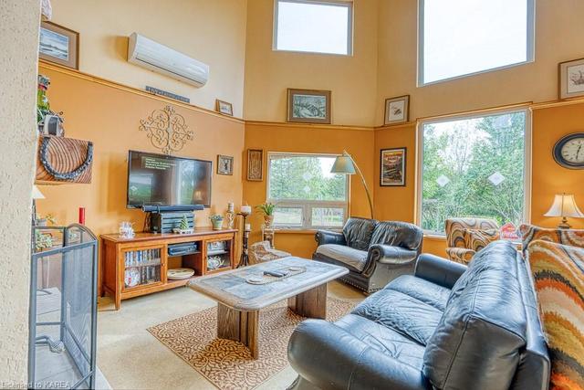 5737 Clair Road, House detached with 3 bedrooms, 2 bathrooms and 12 parking in South Frontenac ON | Image 12