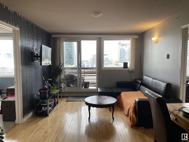 1402 - 10303 105 St Nw, Condo with 2 bedrooms, 1 bathrooms and 1 parking in Edmonton AB | Image 5