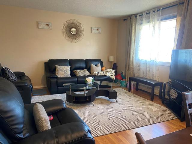 226 - 9736 82 Avenue, Condo with 2 bedrooms, 1 bathrooms and 1 parking in Grande Prairie AB | Image 7
