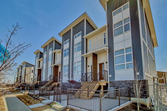 154 Walden Lane Se, Home with 2 bedrooms, 2 bathrooms and 2 parking in Calgary AB | Image 1