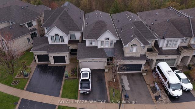 2446 Valleyridge Dr, House attached with 3 bedrooms, 4 bathrooms and 4 parking in Oakville ON | Image 1