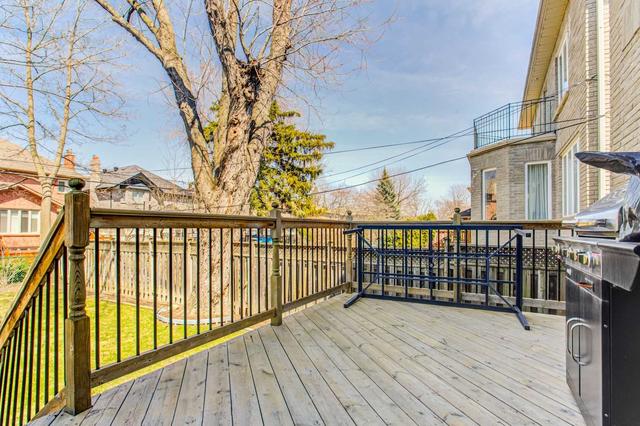 276 Hollywood Ave, House detached with 5 bedrooms, 7 bathrooms and 6 parking in Toronto ON | Image 32