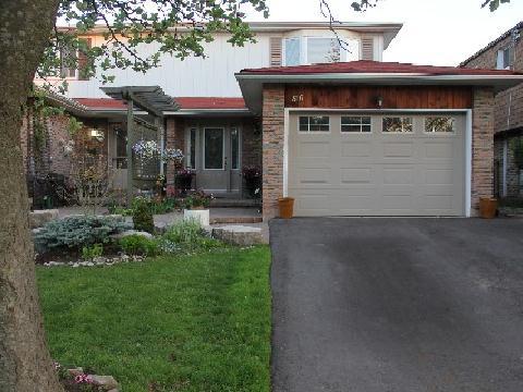 80 Orsett St, House semidetached with 3 bedrooms, 3 bathrooms and 2 parking in Oakville ON | Image 1