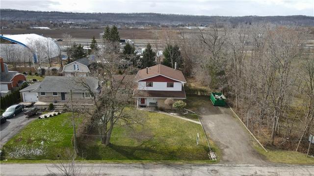 747 Winston Road, House detached with 3 bedrooms, 1 bathrooms and 1 parking in Grimsby ON | Image 36