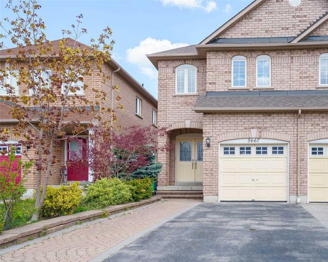 5667 Volpe Ave, House semidetached with 3 bedrooms, 4 bathrooms and 5 parking in Mississauga ON | Image 1