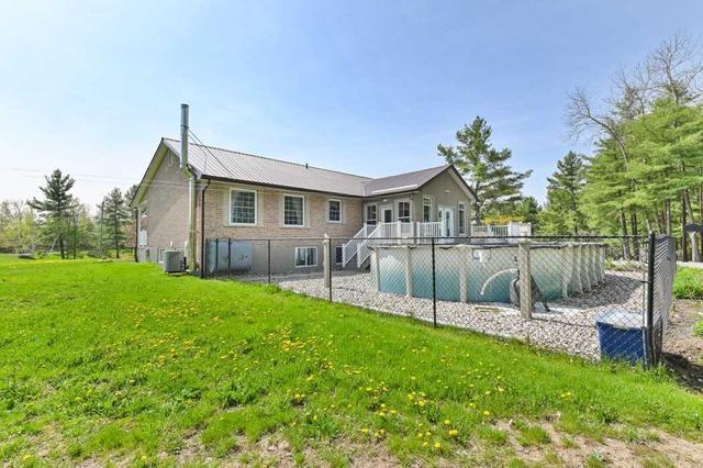 955 Otter Creek Rd, House detached with 3 bedrooms, 3 bathrooms and 12 parking in Tweed ON | Image 30