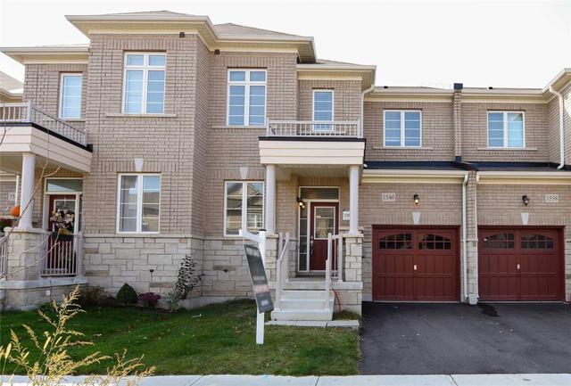1540 Carr Landing, House attached with 3 bedrooms, 3 bathrooms and 2 parking in Milton ON | Image 1
