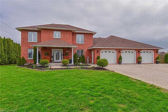 1081 Vansickle Rd N, House detached with 4 bedrooms, 4 bathrooms and 11 parking in St. Catharines ON | Image 1