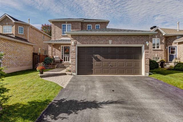 54 Bird St, House detached with 3 bedrooms, 2 bathrooms and 5 parking in Barrie ON | Image 1