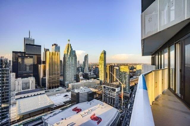 4003 - 100 Harbour St, Condo with 1 bedrooms, 1 bathrooms and 0 parking in Toronto ON | Image 7