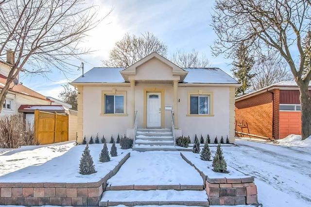 95 Steeles Ave E, House detached with 3 bedrooms, 2 bathrooms and 5 parking in Toronto ON | Image 7