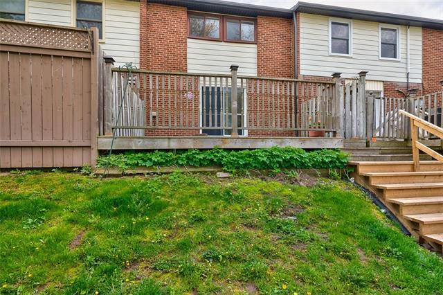 4 - 2054 Lakeshore Rd W, Townhouse with 3 bedrooms, 2 bathrooms and 1 parking in Oakville ON | Image 19