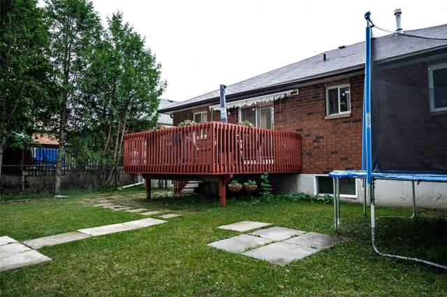 8 Warner Rd, House detached with 3 bedrooms, 3 bathrooms and 6 parking in Barrie ON | Image 26