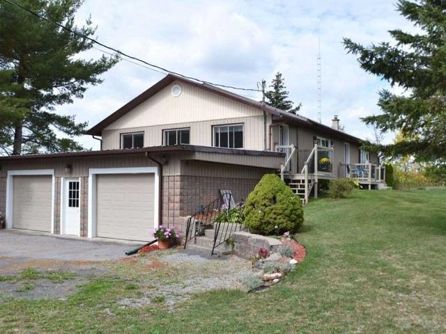 3732 County Road 4, House detached with 3 bedrooms, 2 bathrooms and 30 parking in Stone Mills ON | Image 2