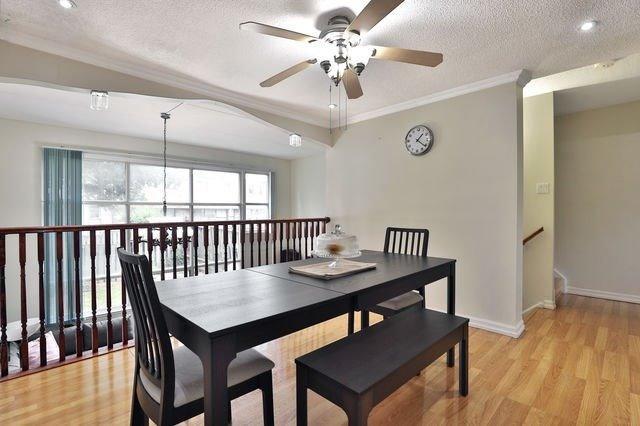 204 - 180 Mississauga Valley Blvd, Townhouse with 3 bedrooms, 3 bathrooms and 1 parking in Mississauga ON | Image 6