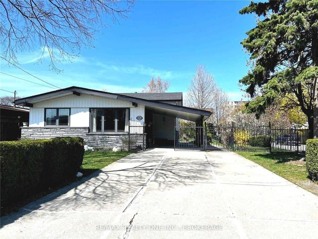 85 Ranchdale Dr, House detached with 3 bedrooms, 2 bathrooms and 5 parking in Hamilton ON | Image 1