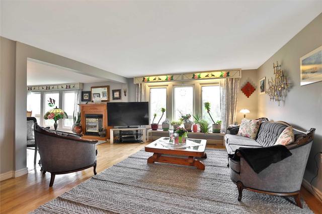 73 River Rd, House detached with 4 bedrooms, 2 bathrooms and 2 parking in Brampton ON | Image 4