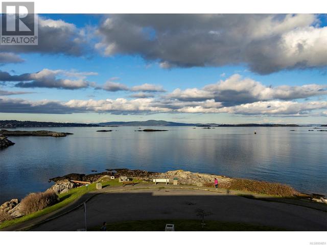 302 - 1270 Beach Dr, Condo with 2 bedrooms, 1 bathrooms and null parking in Oak Bay BC | Image 21