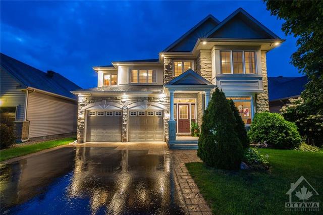 408 Dundonald Drive, House detached with 4 bedrooms, 5 bathrooms and 6 parking in Ottawa ON | Image 1