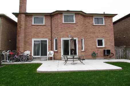363 Harrowsmith Dr, House detached with 4 bedrooms, 4 bathrooms and 4 parking in Mississauga ON | Image 9