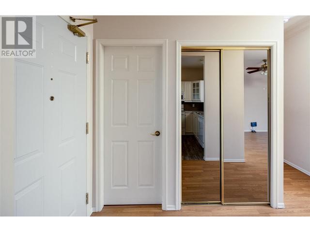221 - 877 Klo Road, Condo with 2 bedrooms, 2 bathrooms and 1 parking in Kelowna BC | Image 13