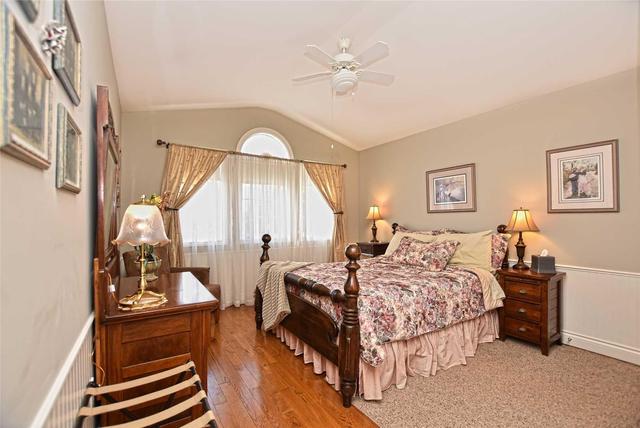 5542 Twelve Mile Tr, House detached with 3 bedrooms, 4 bathrooms and 6 parking in Burlington ON | Image 12