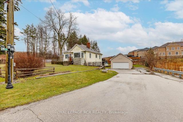 19214 Holland Landing Rd, House detached with 4 bedrooms, 3 bathrooms and 10 parking in East Gwillimbury ON | Image 12