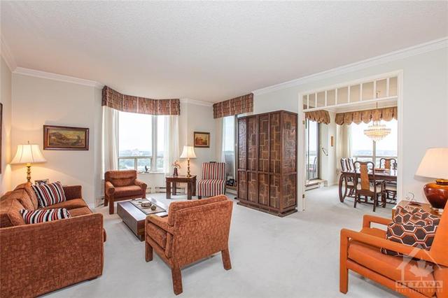 2002 - 1480 Riverside Drive, Condo with 2 bedrooms, 3 bathrooms and 1 parking in Ottawa ON | Image 9