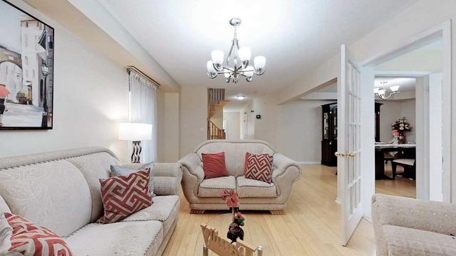 11 Quietbrook Cres, House detached with 4 bedrooms, 4 bathrooms and 4 parking in Toronto ON | Image 28
