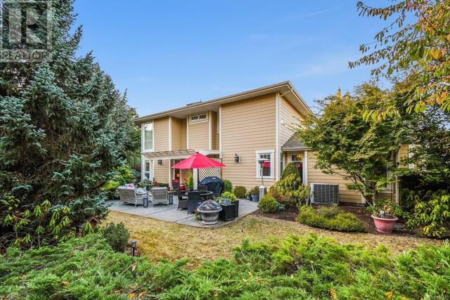 3218 Andres Rd, House detached with 5 bedrooms, 6 bathrooms and 6 parking in Nanaimo C BC | Image 13