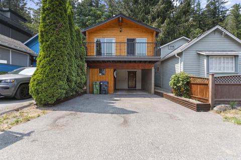 204 Lakeshore Drive, House detached with 3 bedrooms, 2 bathrooms and null parking in Fraser Valley H BC | Card Image