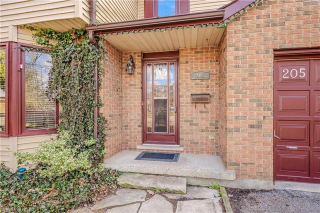 205 Janefield Avenue, House detached with 2 bedrooms, 1 bathrooms and 2 parking in Guelph ON | Image 33