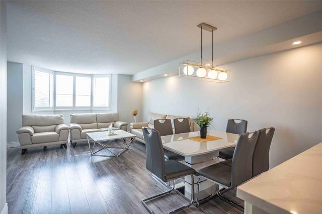 512 - 3845 Lake Shore Blvd W, Condo with 3 bedrooms, 2 bathrooms and 2 parking in Toronto ON | Image 4