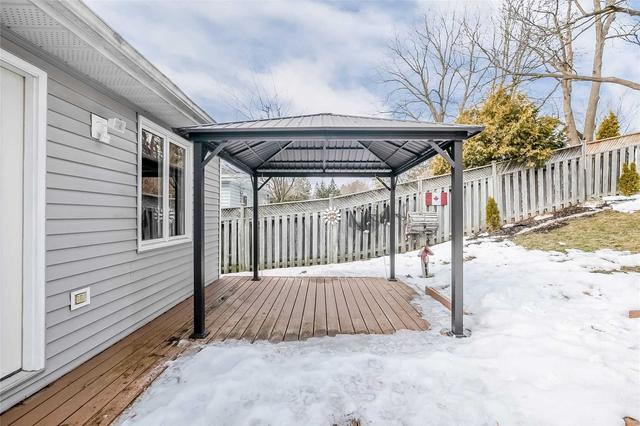 343 Penn Ave, House detached with 3 bedrooms, 3 bathrooms and 8.5 parking in Newmarket ON | Image 18