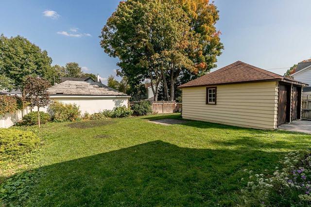 155 Victoria St, House detached with 3 bedrooms, 2 bathrooms and 10 parking in Newmarket ON | Image 21