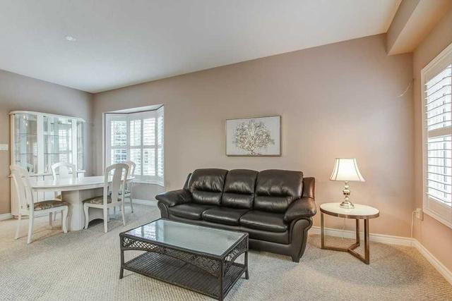 91 Myers Lane, Townhouse with 3 bedrooms, 4 bathrooms and 1 parking in Hamilton ON | Image 4