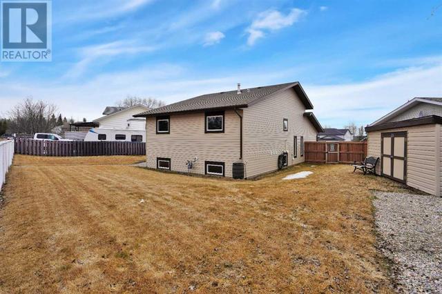 6016 67 Avenue, House detached with 4 bedrooms, 3 bathrooms and 2 parking in Rocky Mountain House AB | Image 45