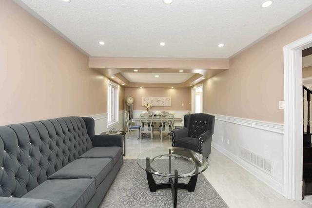 8 Moss Creek Crt, House detached with 5 bedrooms, 6 bathrooms and 7 parking in Brampton ON | Image 35