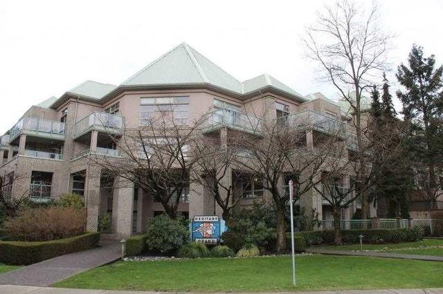 405a - 301 Maude Rd, Condo with 2 bedrooms, 1 bathrooms and 2 parking in Port Moody BC | Image 1