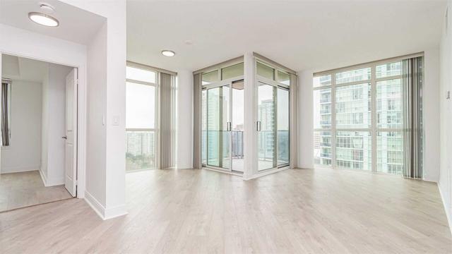 1806 - 90 Absolute Ave, Condo with 2 bedrooms, 2 bathrooms and 1 parking in Mississauga ON | Image 11