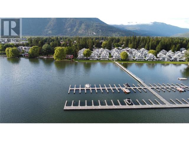242 - 213 White Pine Crescent, Condo with 2 bedrooms, 1 bathrooms and 2 parking in Sicamous BC | Image 33