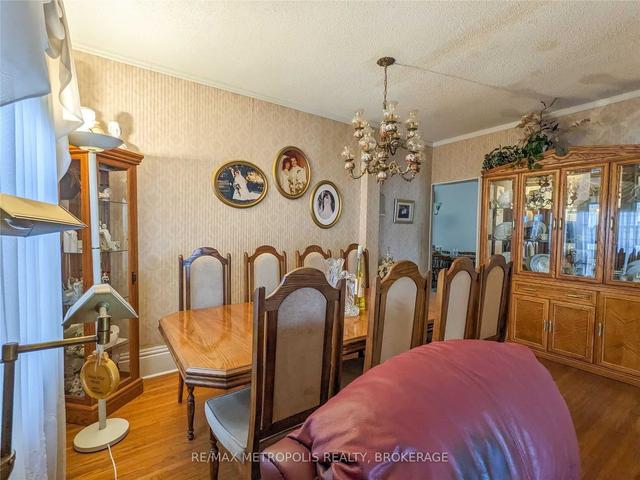 main - 529 Christina St N, House detached with 3 bedrooms, 1 bathrooms and 4 parking in Sarnia ON | Image 10
