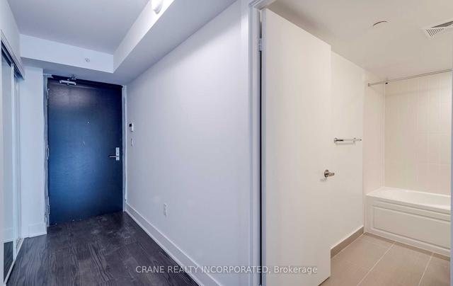 2111 - 955 Bay St, Condo with 0 bedrooms, 1 bathrooms and 0 parking in Toronto ON | Image 6