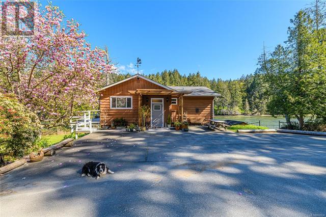 165 Booth Rd, House detached with 3 bedrooms, 2 bathrooms and 4 parking in Saltspring Island BC | Image 3
