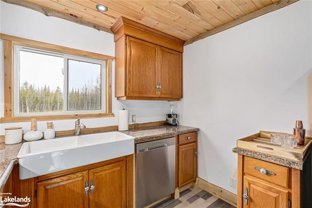 025359 Euphrasia St Vincent Townline, House detached with 3 bedrooms, 2 bathrooms and 10 parking in Meaford ON | Image 28