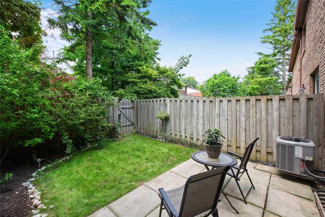 25 - 250 Magnolia Dr, Townhouse with 3 bedrooms, 2 bathrooms and 1 parking in Hamilton ON | Image 19