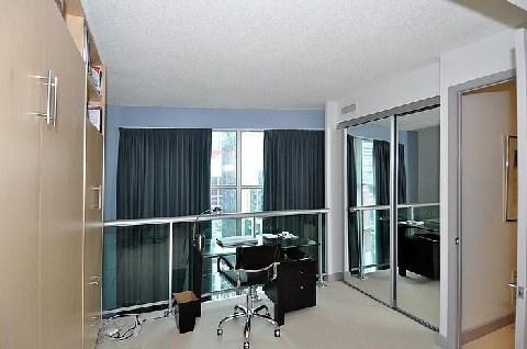 lph 12 - 36 Blue Jays Way, Condo with 2 bedrooms, 3 bathrooms and 1 parking in Toronto ON | Image 14