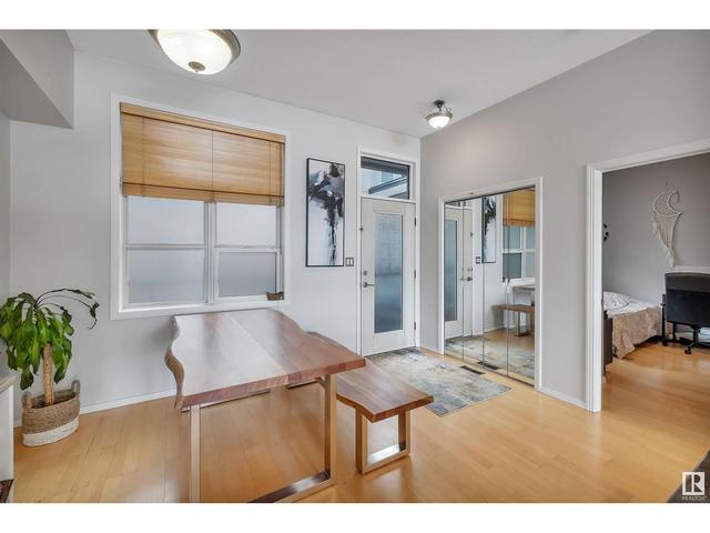 313 - 9804 101 St Nw, Condo with 2 bedrooms, 1 bathrooms and 1 parking in Edmonton AB | Image 11