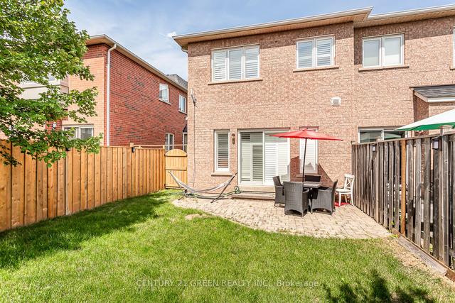2432 Felhaber Cres, House semidetached with 4 bedrooms, 4 bathrooms and 3 parking in Oakville ON | Image 25